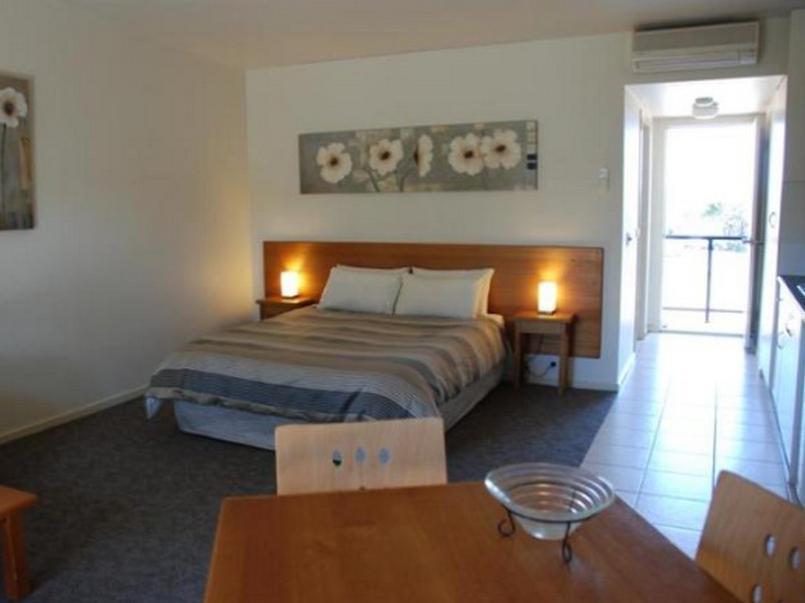 Metung Waters Motel And Apartments Экстерьер фото