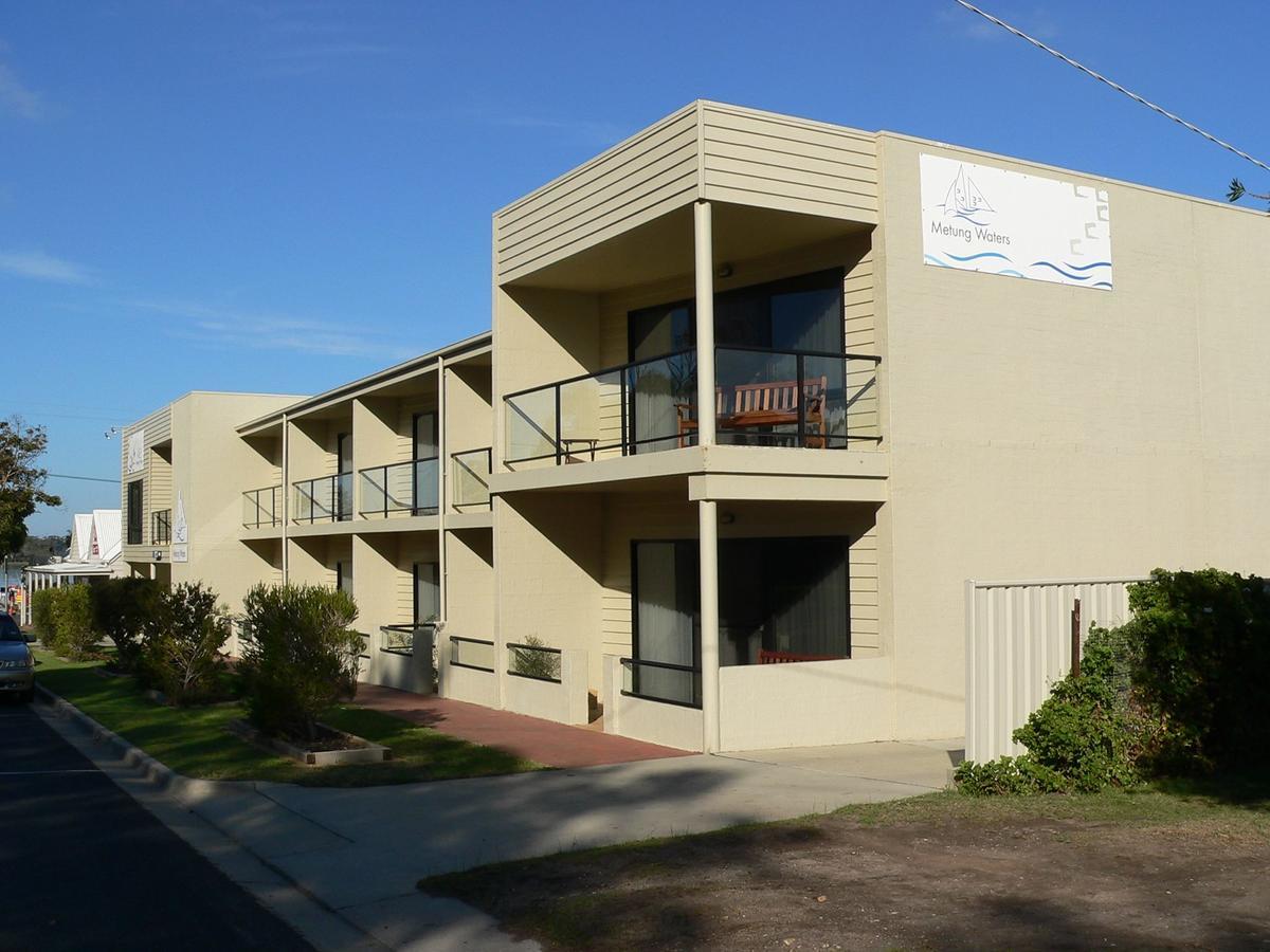 Metung Waters Motel And Apartments Экстерьер фото