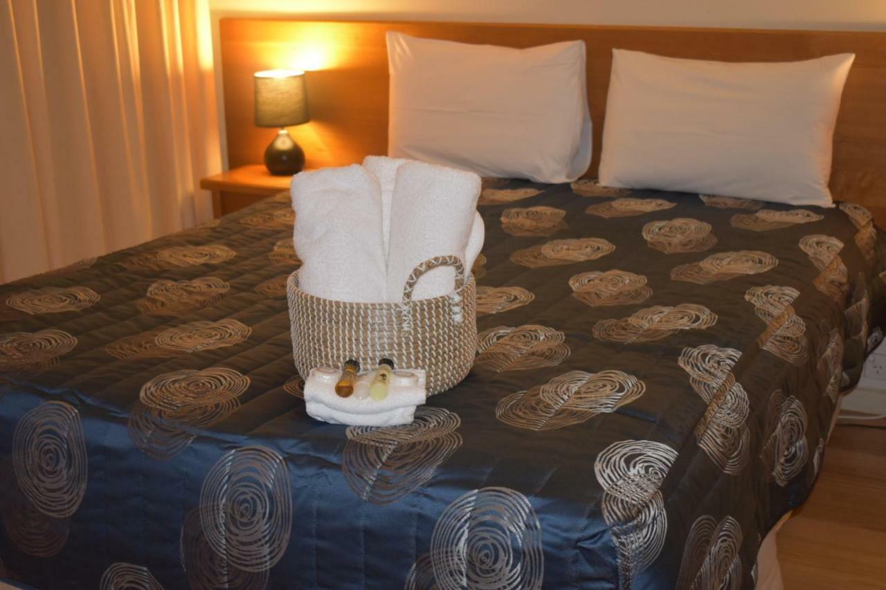 Metung Waters Motel And Apartments Экстерьер фото